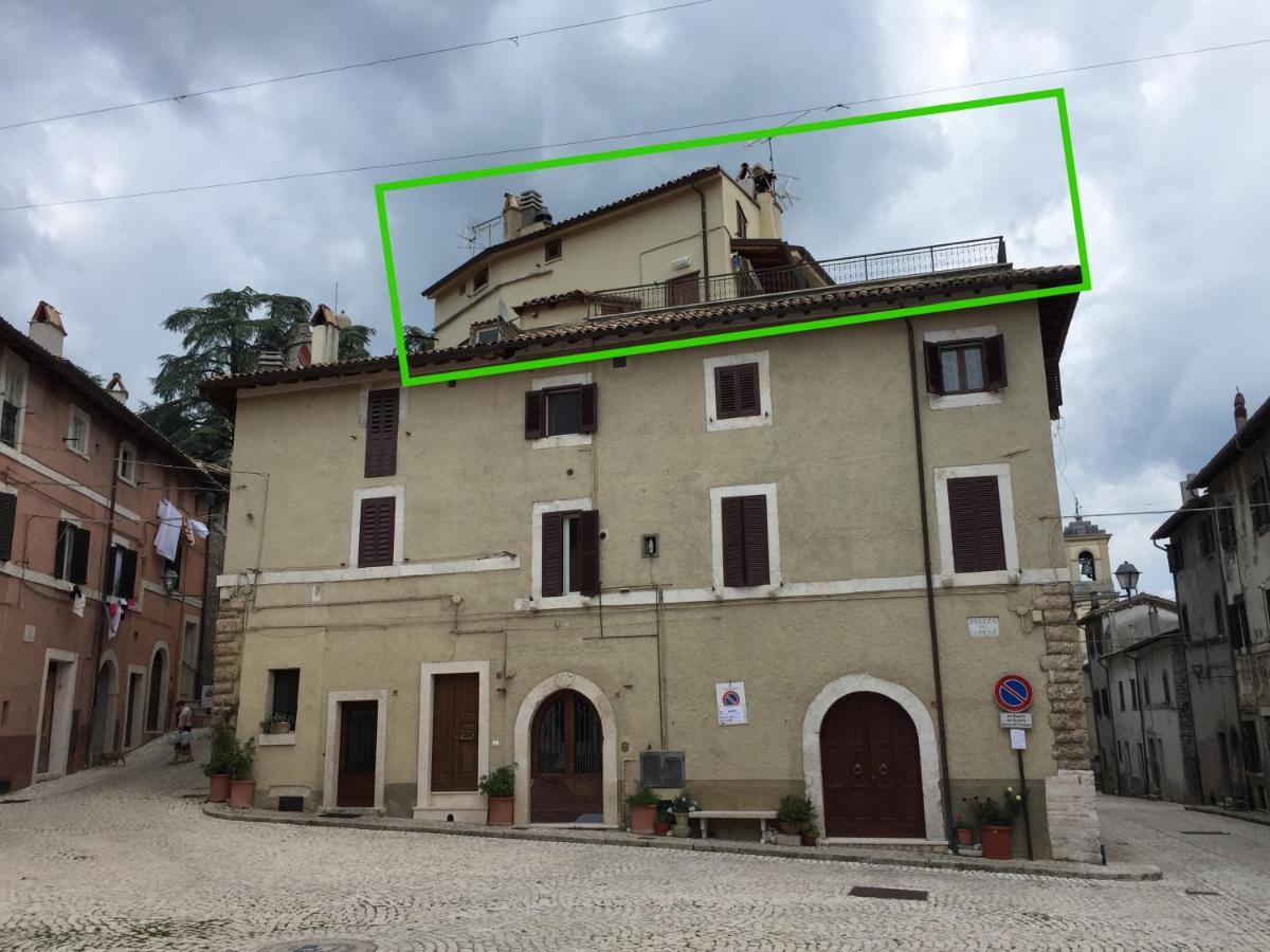Casa Vacanza La Piazza Orvinio Ngoại thất bức ảnh